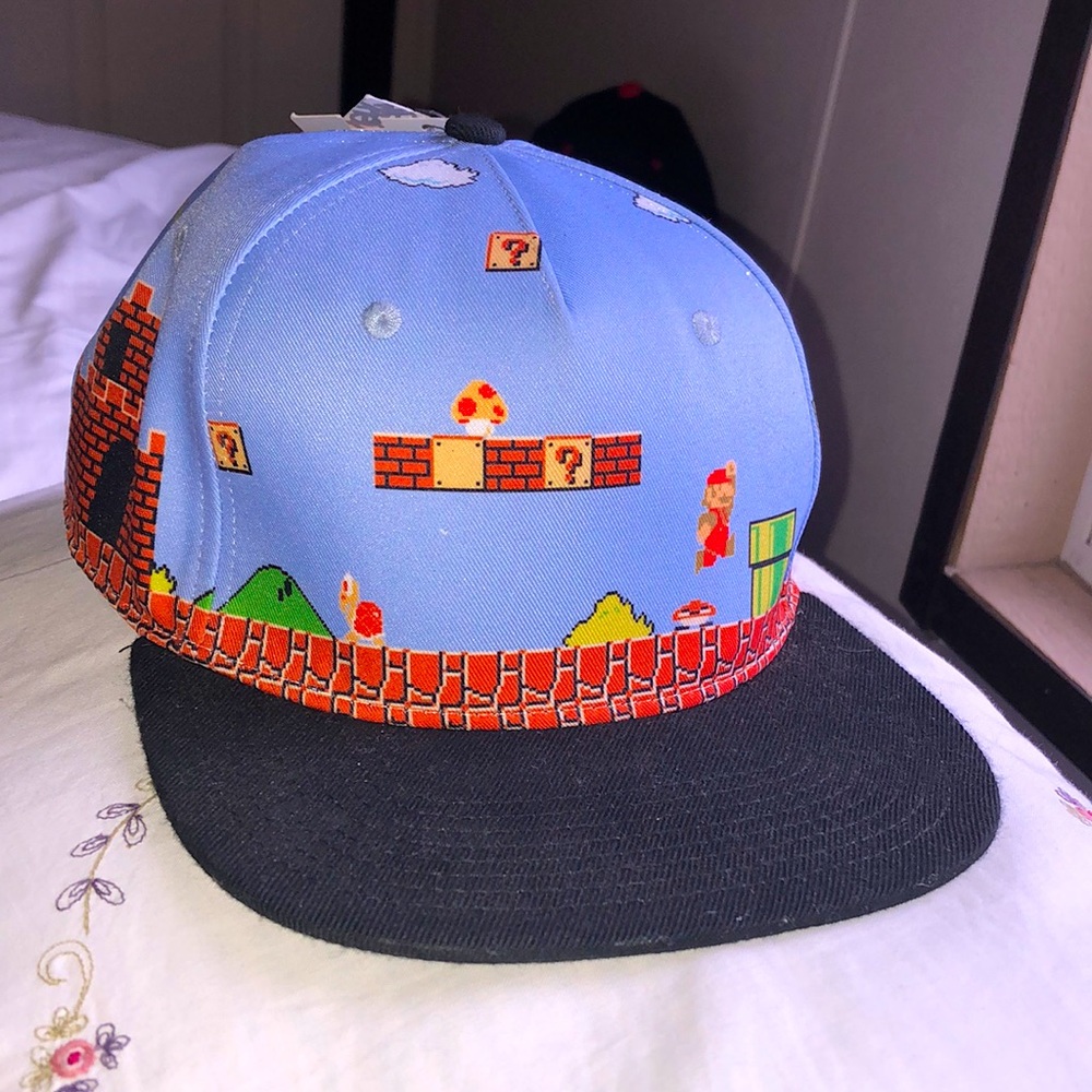 (New)  Nintendo Super Mario Bros Snapback Cap  (One Size Fits All )